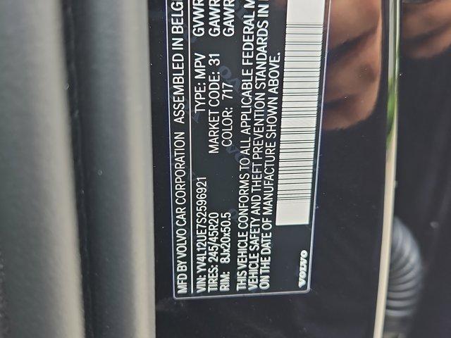 new 2025 Volvo XC40 car, priced at $47,441