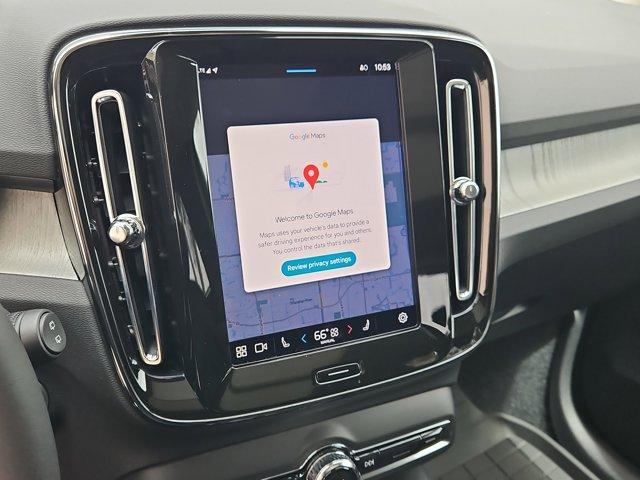 new 2025 Volvo XC40 car, priced at $47,441