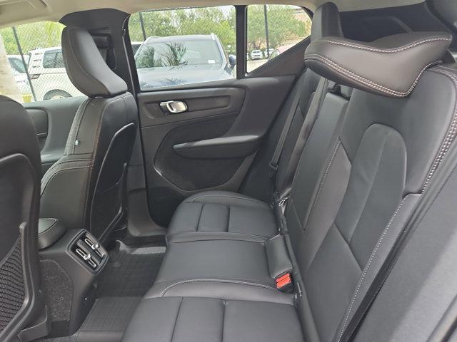 new 2025 Volvo XC40 car, priced at $47,441