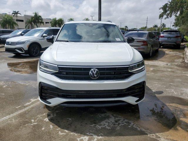 new 2024 Volkswagen Tiguan car, priced at $32,554