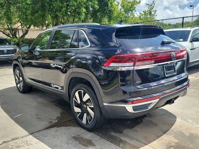 new 2024 Volkswagen Atlas Cross Sport car, priced at $44,127