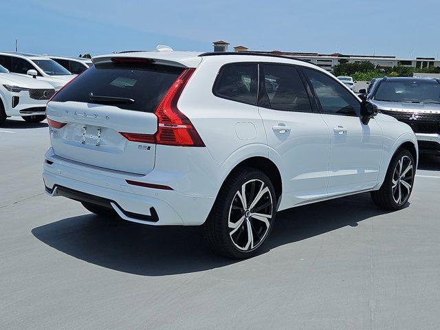 new 2025 Volvo XC60 car, priced at $58,713