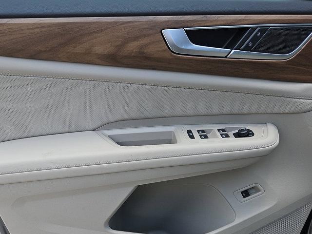 new 2025 Volkswagen Atlas car, priced at $42,789