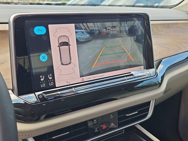 new 2025 Volkswagen Atlas car, priced at $42,789