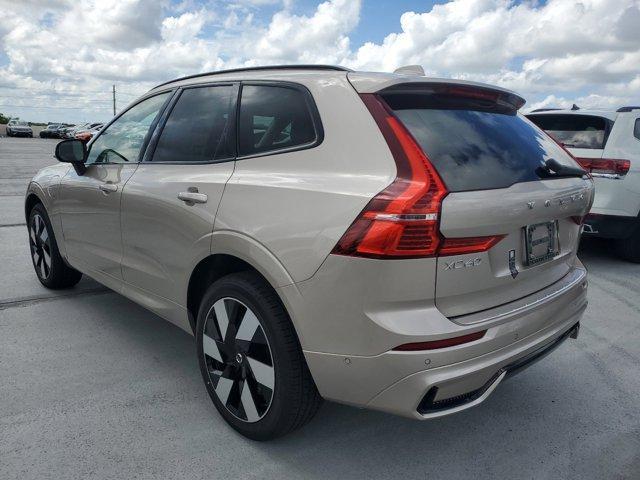 new 2025 Volvo XC60 Plug-In Hybrid car, priced at $66,235