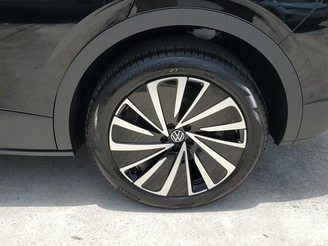 new 2025 Volkswagen ID.4 car