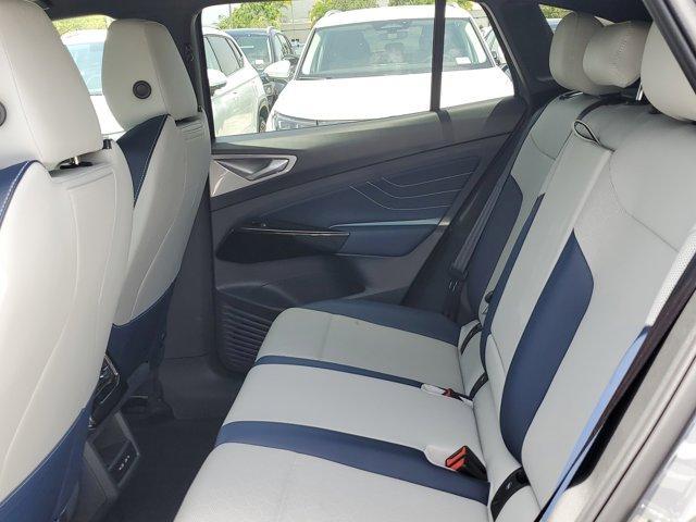 new 2025 Volkswagen ID.4 car