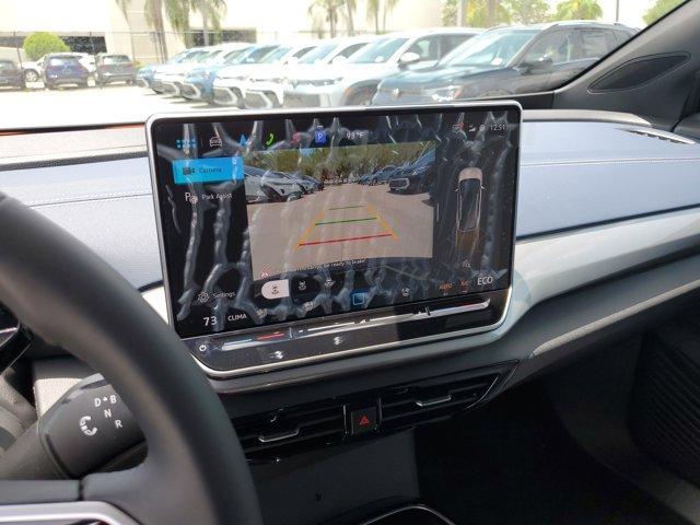 new 2025 Volkswagen ID.4 car