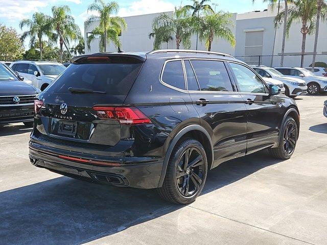 new 2024 Volkswagen Tiguan car, priced at $32,312