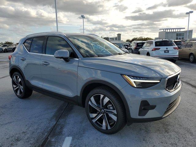 new 2025 Volvo XC40 car, priced at $51,000