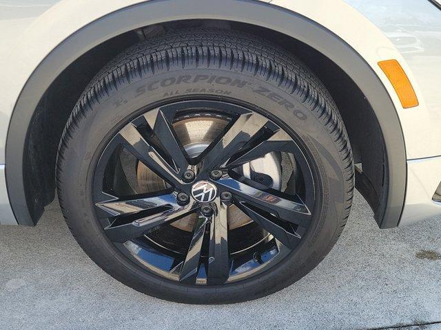 used 2024 Volkswagen Tiguan car, priced at $29,277
