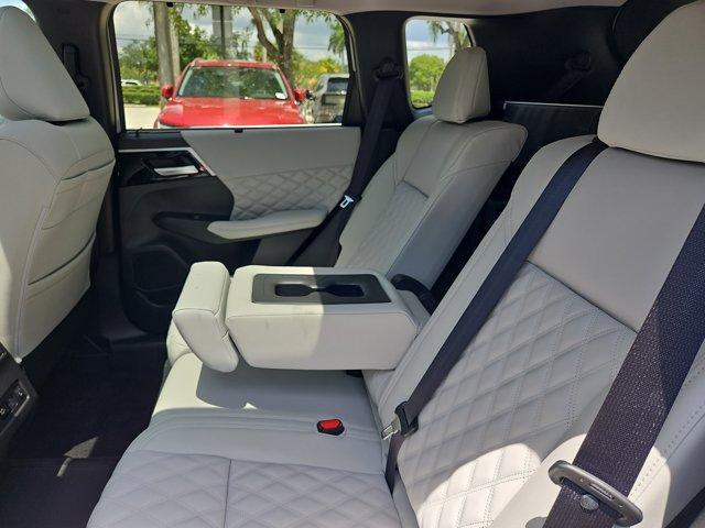 new 2025 Mitsubishi Outlander car, priced at $49,895