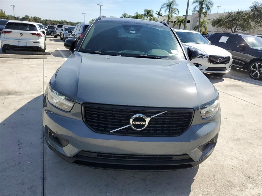 used 2021 Volvo XC40 car, priced at $28,588