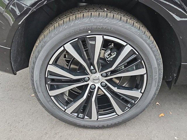 new 2025 Volvo XC60 car, priced at $53,600