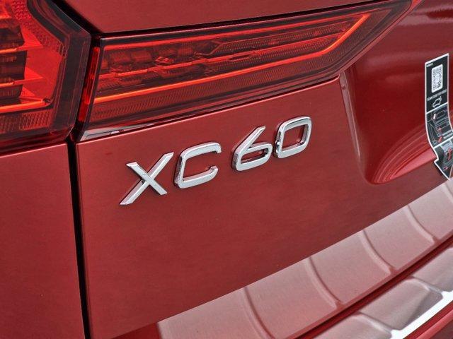 new 2025 Volvo XC60 car, priced at $50,325