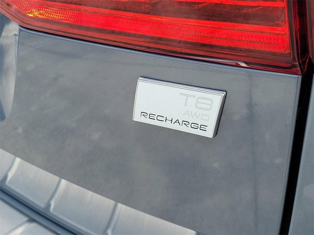used 2024 Volvo XC60 Recharge Plug-In Hybrid car, priced at $58,388