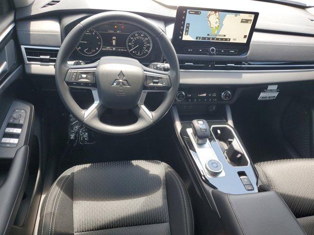 new 2025 Mitsubishi Outlander car, priced at $32,200