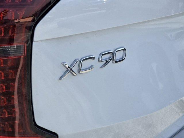 new 2025 Volvo XC90 car, priced at $65,555