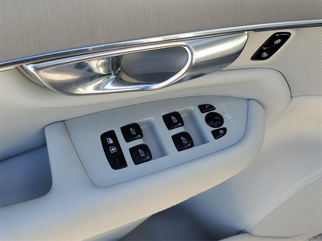 used 2023 Volvo XC90 car, priced at $41,788