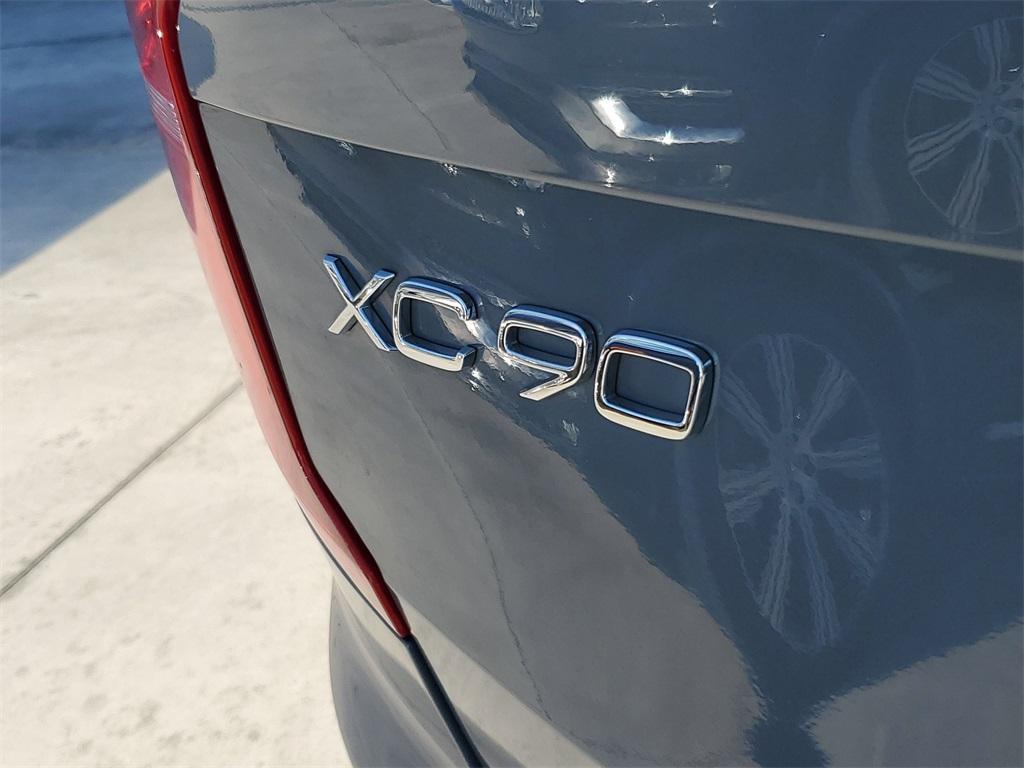 used 2023 Volvo XC90 car, priced at $41,788
