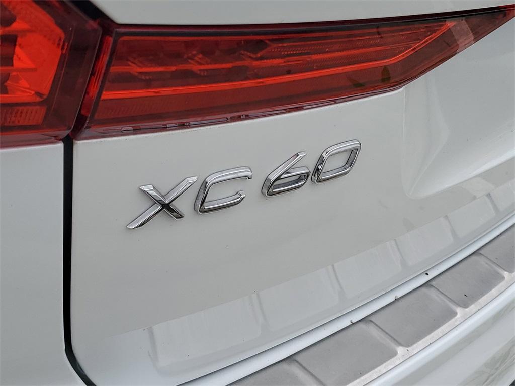 used 2022 Volvo XC60 car, priced at $39,288