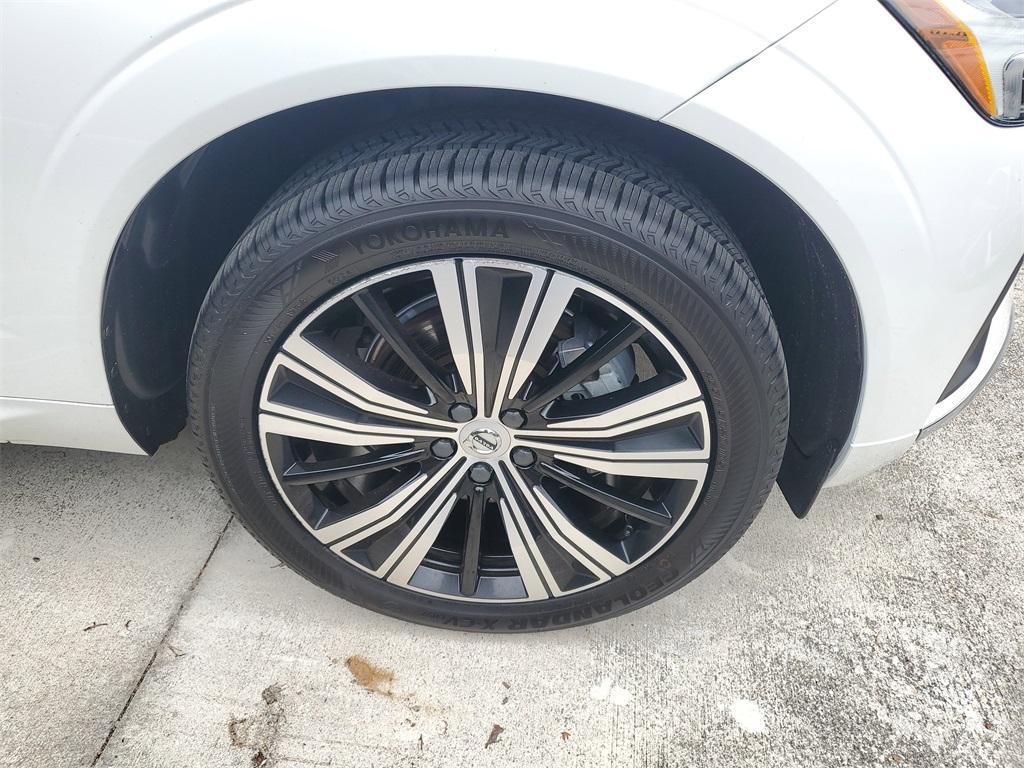 used 2022 Volvo XC60 car, priced at $39,288