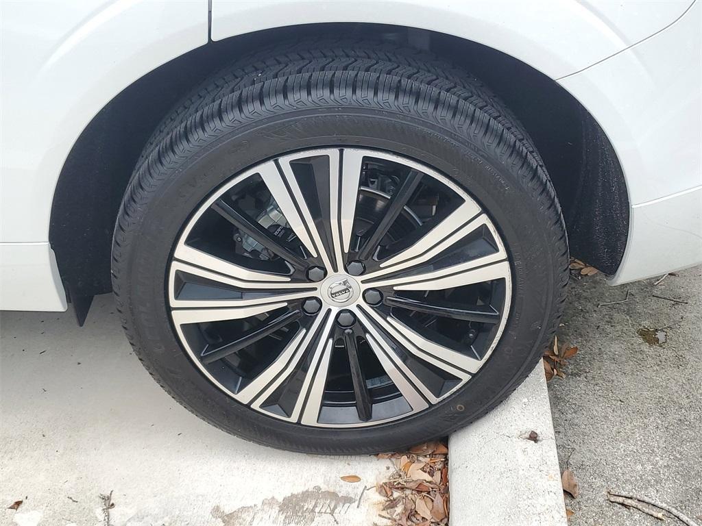 used 2022 Volvo XC60 car, priced at $39,288