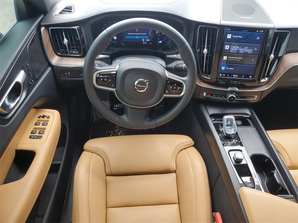 used 2022 Volvo XC60 car, priced at $39,288