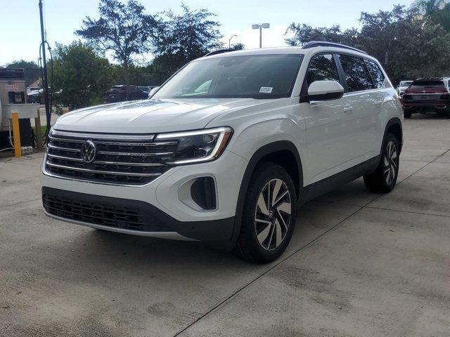 new 2024 Volkswagen Atlas car, priced at $38,931