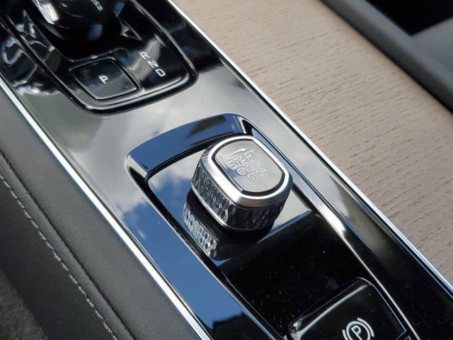 new 2025 Volvo XC90 Plug-In Hybrid car, priced at $78,805