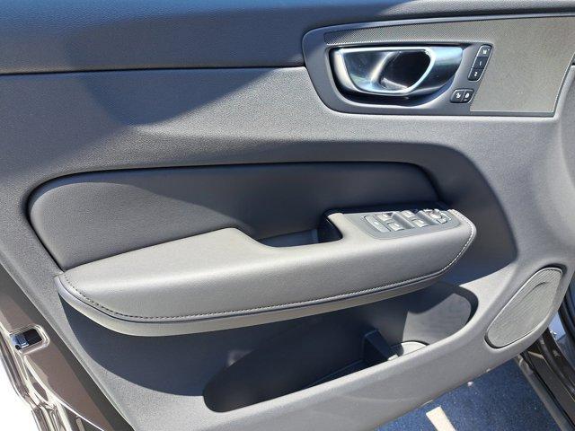 new 2025 Volvo XC60 car, priced at $48,451