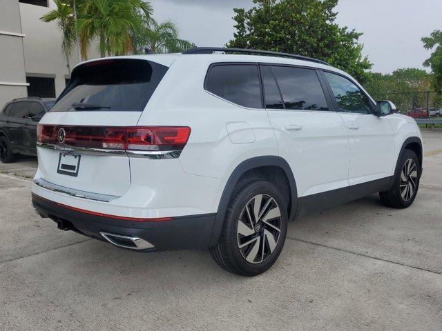 new 2024 Volkswagen Atlas car, priced at $39,335