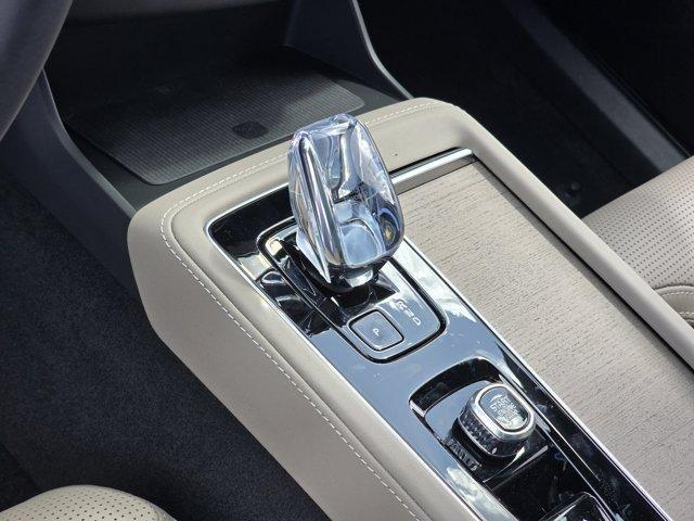 new 2025 Volvo XC90 car, priced at $73,555