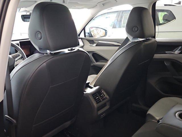 new 2025 Volkswagen Tiguan car