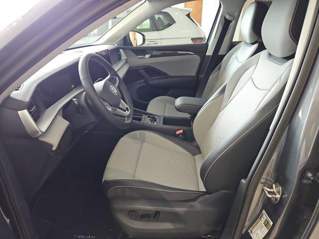 new 2025 Volkswagen Tiguan car