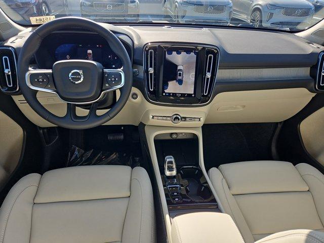 new 2025 Volvo XC40 car, priced at $48,305