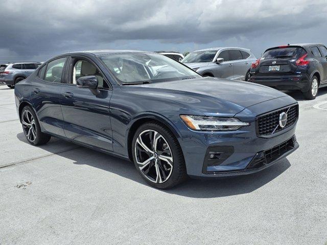 new 2024 Volvo S60 car, priced at $45,580