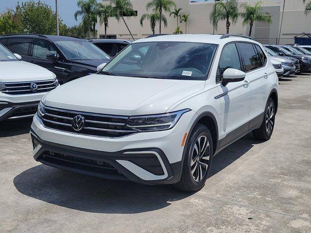 new 2024 Volkswagen Tiguan car, priced at $28,327