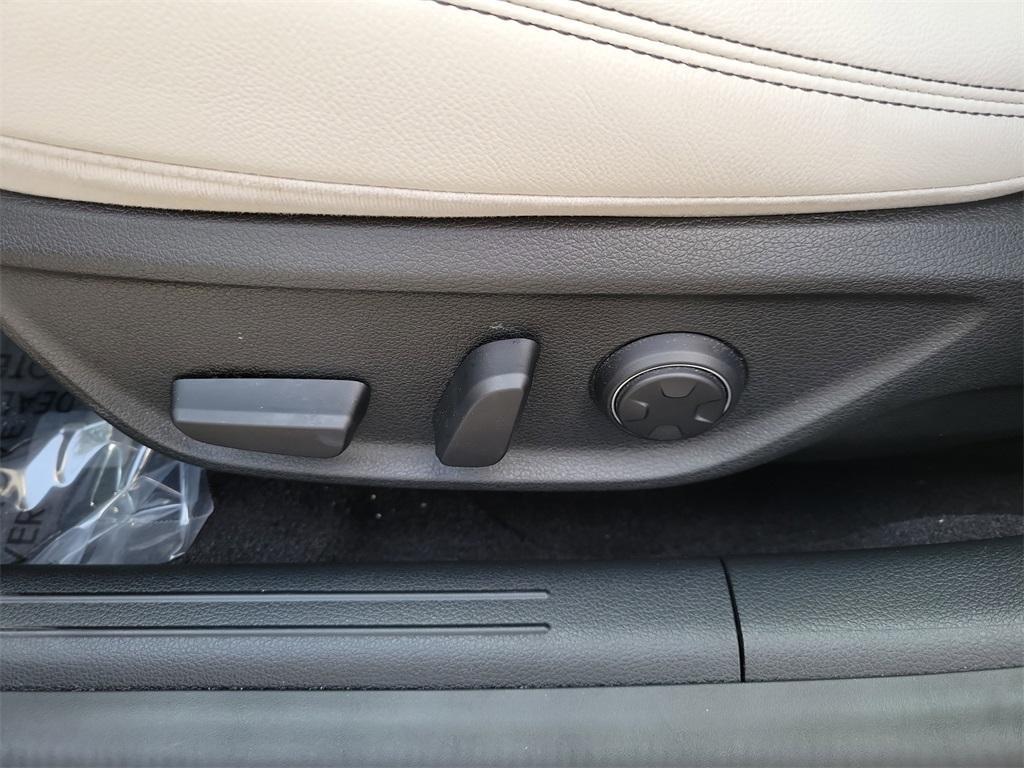 used 2025 Genesis G70 car, priced at $31,788