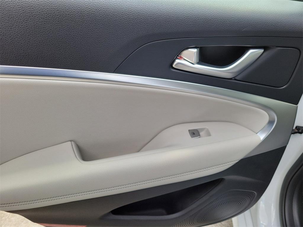 used 2025 Genesis G70 car, priced at $31,788