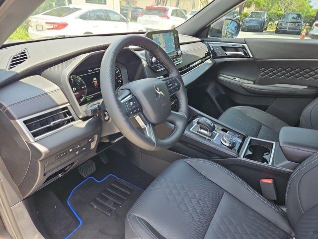new 2025 Mitsubishi Outlander car, priced at $50,930