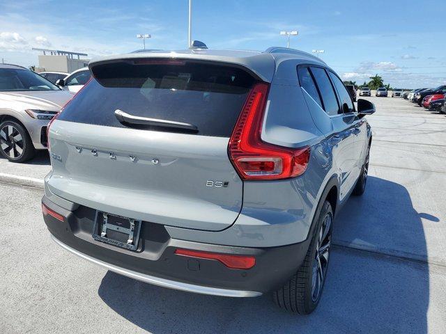 new 2025 Volvo XC40 car, priced at $49,790