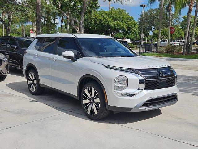 new 2025 Mitsubishi Outlander car, priced at $39,890