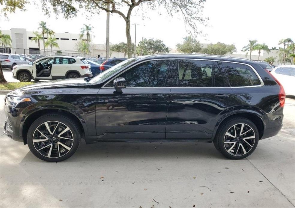 used 2022 Volvo XC90 car, priced at $38,888