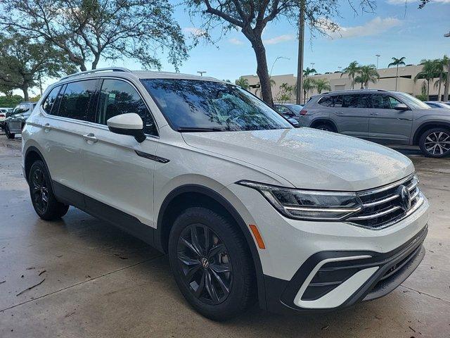 new 2024 Volkswagen Tiguan car, priced at $30,606