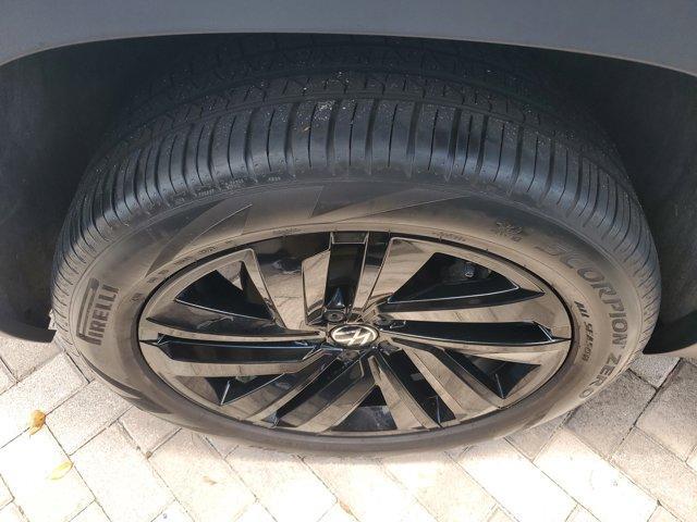 used 2023 Volkswagen Atlas Cross Sport car, priced at $30,977