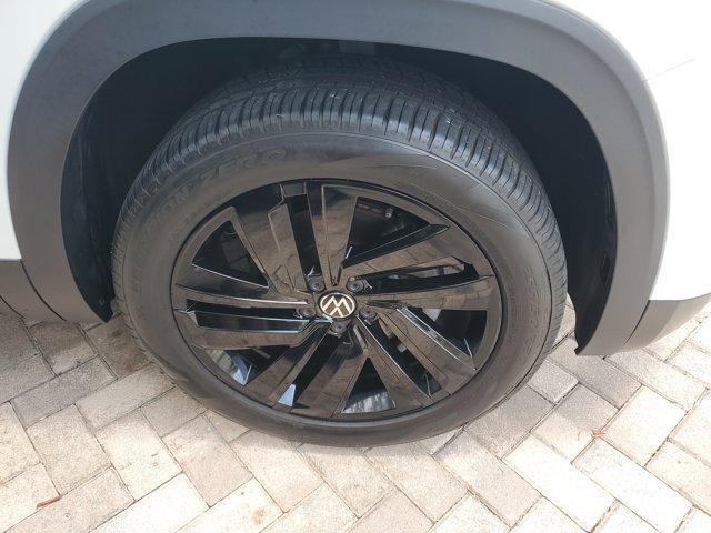used 2023 Volkswagen Atlas Cross Sport car, priced at $30,977