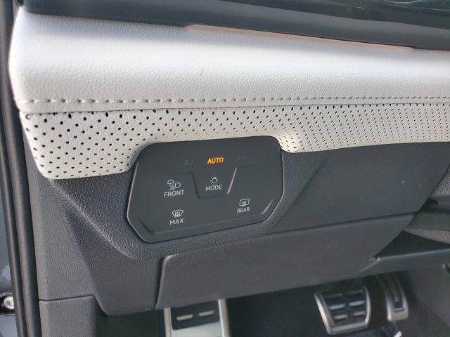 new 2026 Volkswagen Atlas Cross Sport car, priced at $53,006