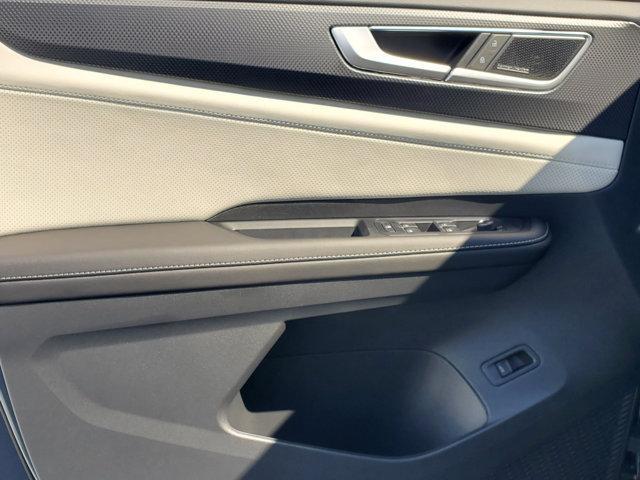 new 2026 Volkswagen Atlas Cross Sport car, priced at $53,006