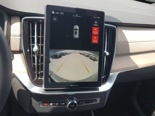 new 2025 Volvo XC90 Plug-In Hybrid car, priced at $75,735